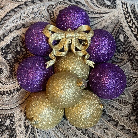 ORNAMENTAL BALLS & Bow! Purple n gold theme!! - Picture 1 of 3